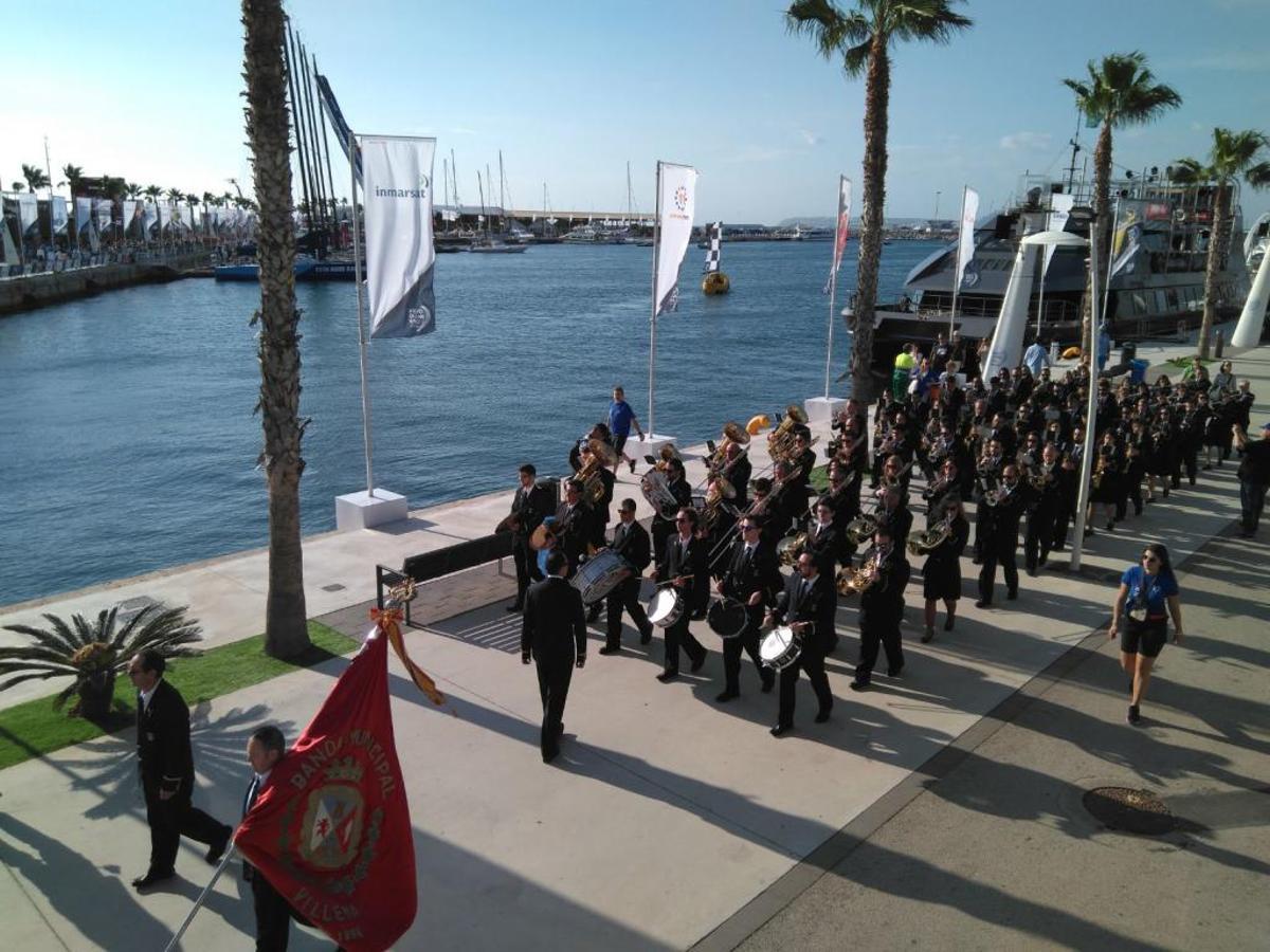 Alicante despide a lo grande la mejor Volvo de la historia