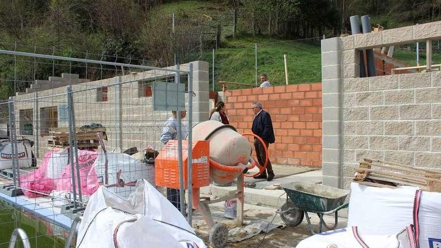 Avanzan los trabajos del nuevo edificio auxiliar de las piscinas de Paxío