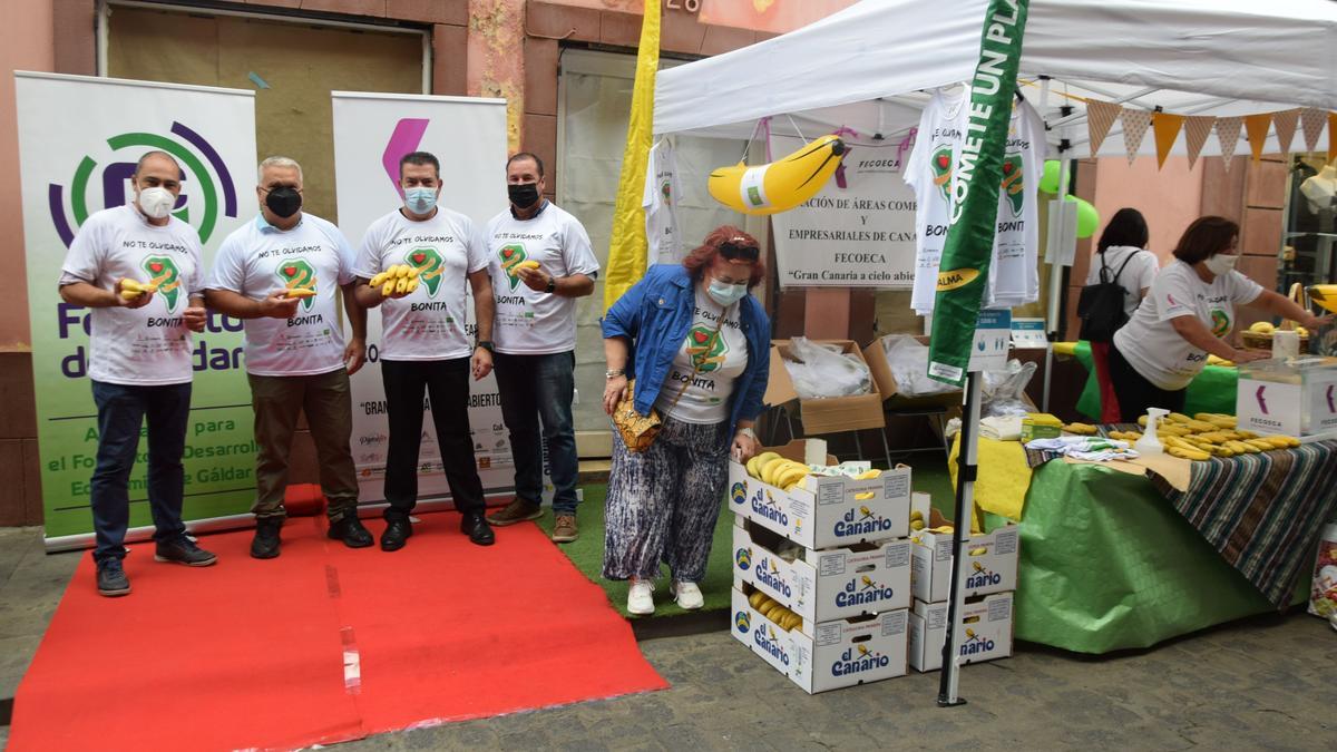 Gáldar se suma a la campaña “Cómete un plátano por La Palma”