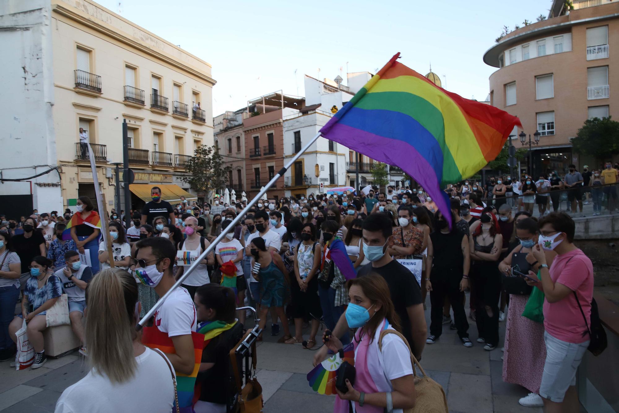 Cientos de personas exigen en Córdoba "justicia" por el asesinato de Samuel Luiz