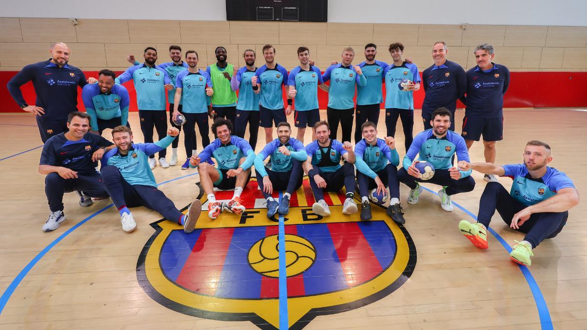 El Barça posó para SPORT en la Ciutat Esportiva