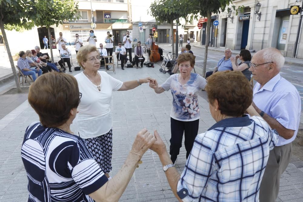 Sardanes a les Festes de Cassà