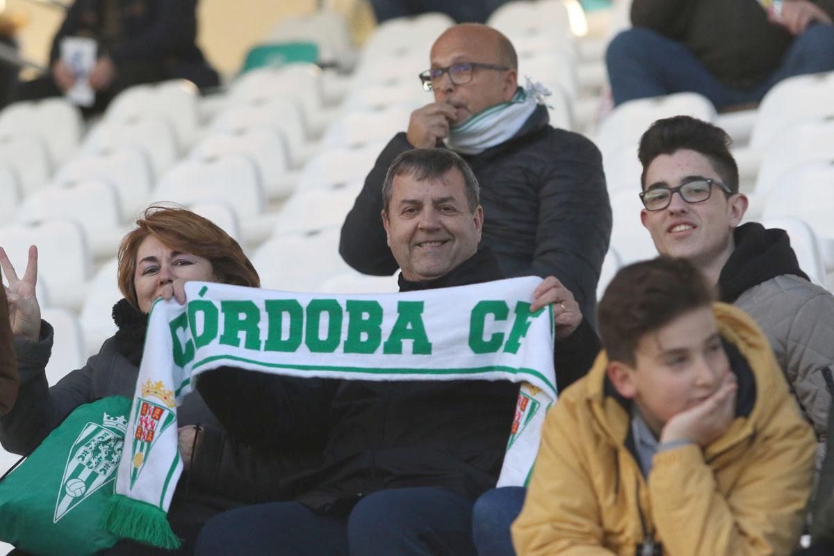 La afición blanquiverde en el Córdoba-Albacete