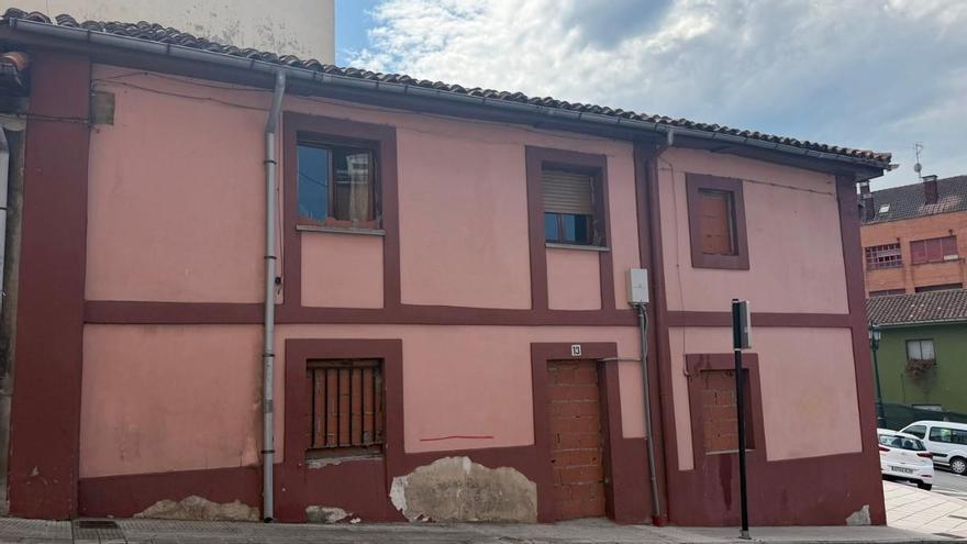 Vox alerta de una nueva okupación en este barrio de Oviedo: la formación recrimina al Gobierno local su falta de respuestas