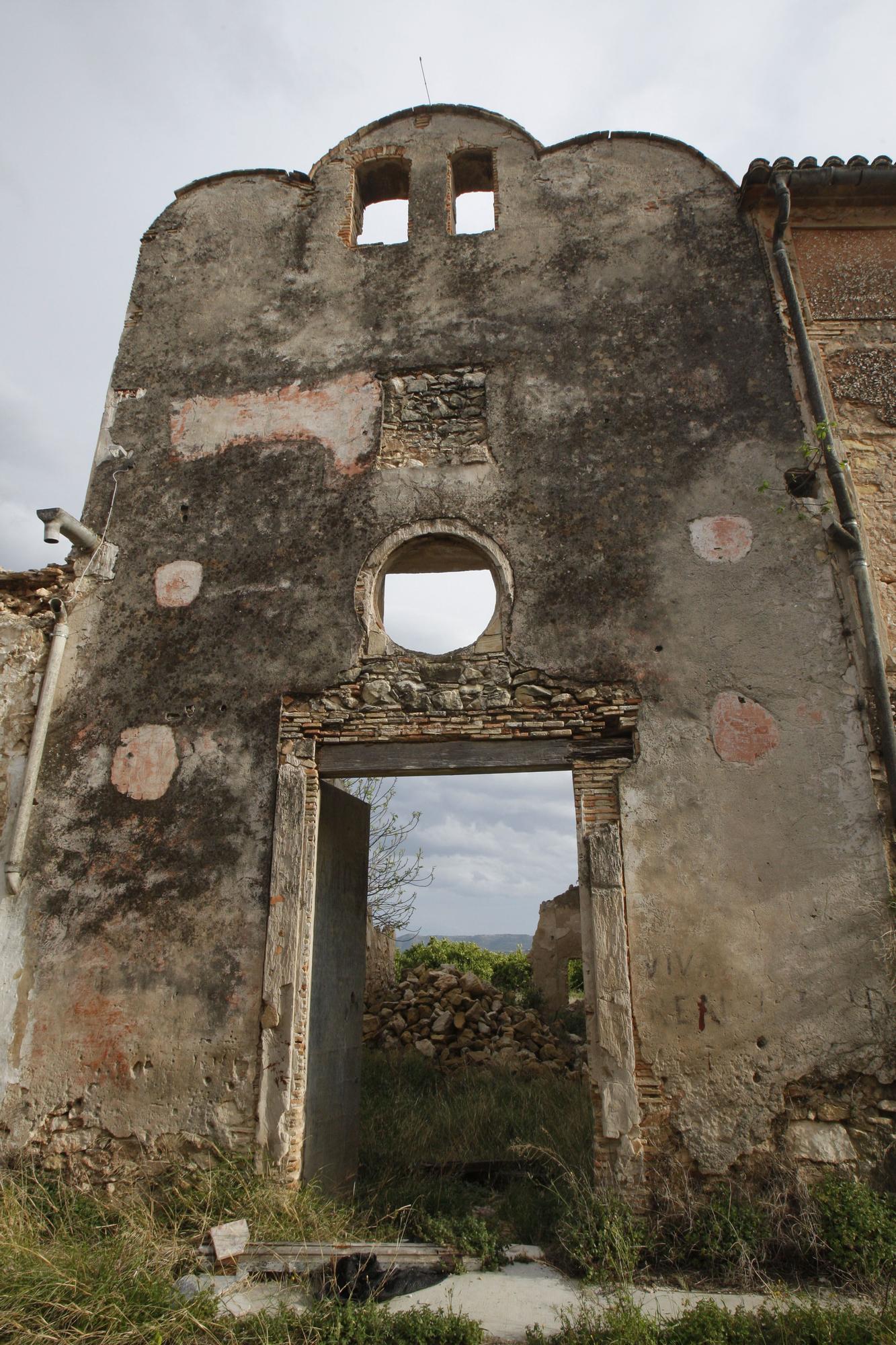 El poblado abandonado de Berfull, una cita con el pasado