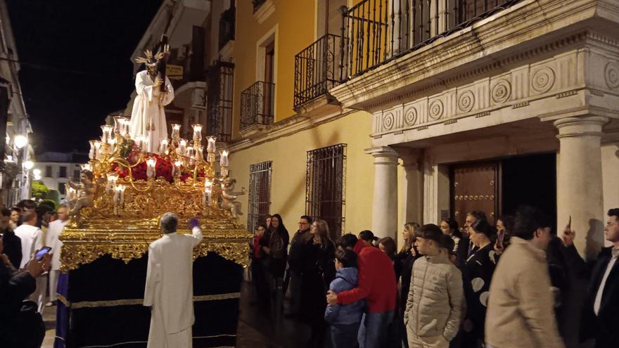 El Sábado Santo en los pueblos de Córdoba replica los días previos con la lluvia como protagonista