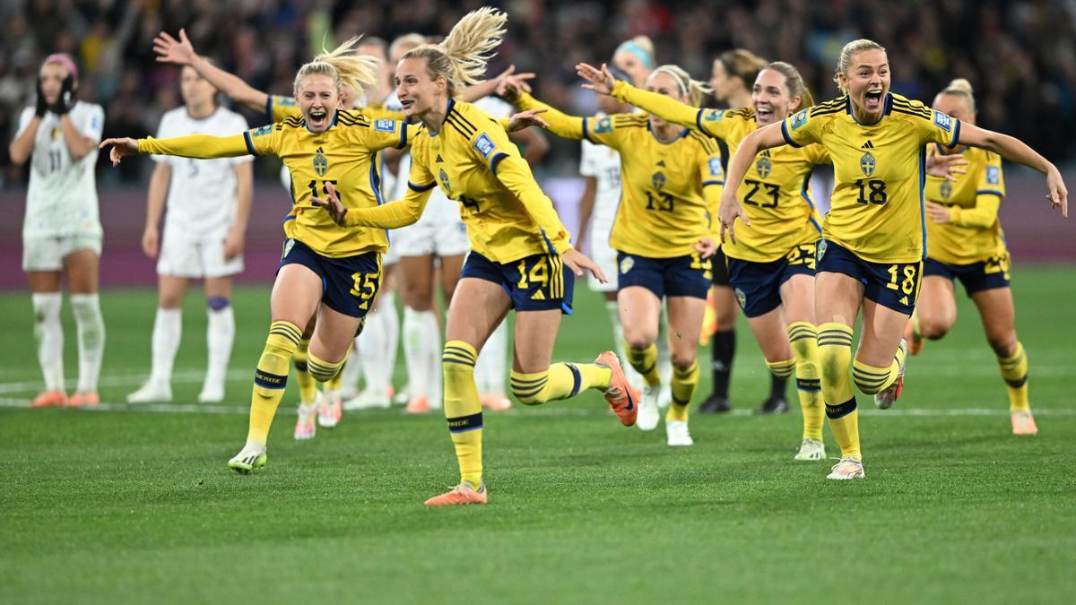FIFA Women's World Cup - Round of 16 - Sweden vs USA