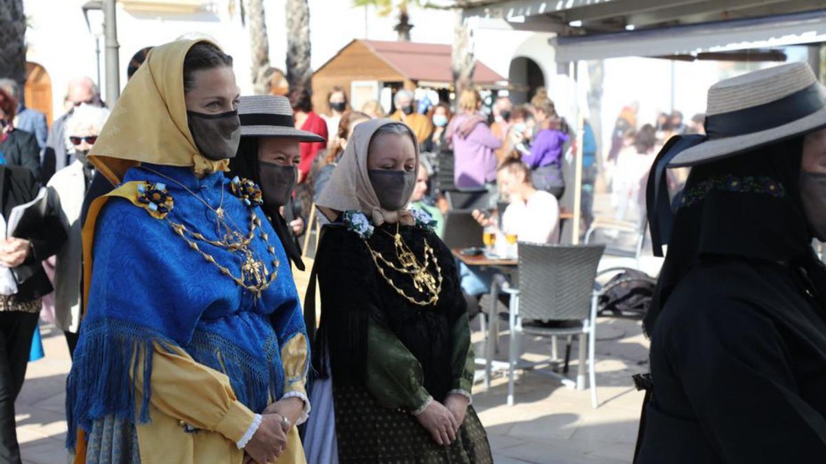 Un Sant Francesc con sol y baile | FOTOS DE C. CONVALIA