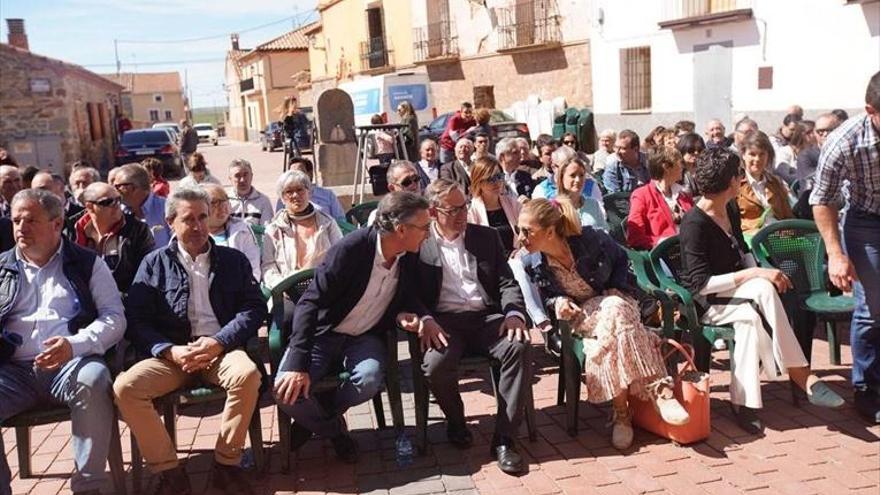 El PP presenta su plan para acabar con la desigualdad en los pueblos