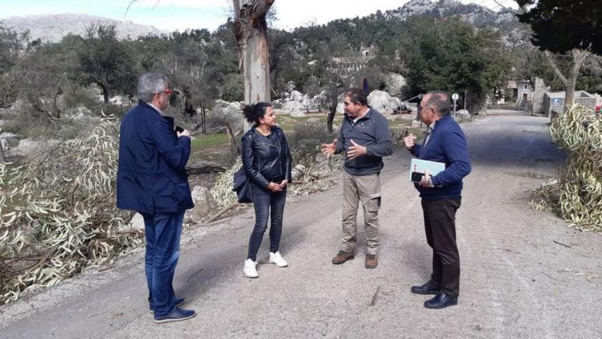 La consellera Garcías visitó ayer el santuario de Lluc.