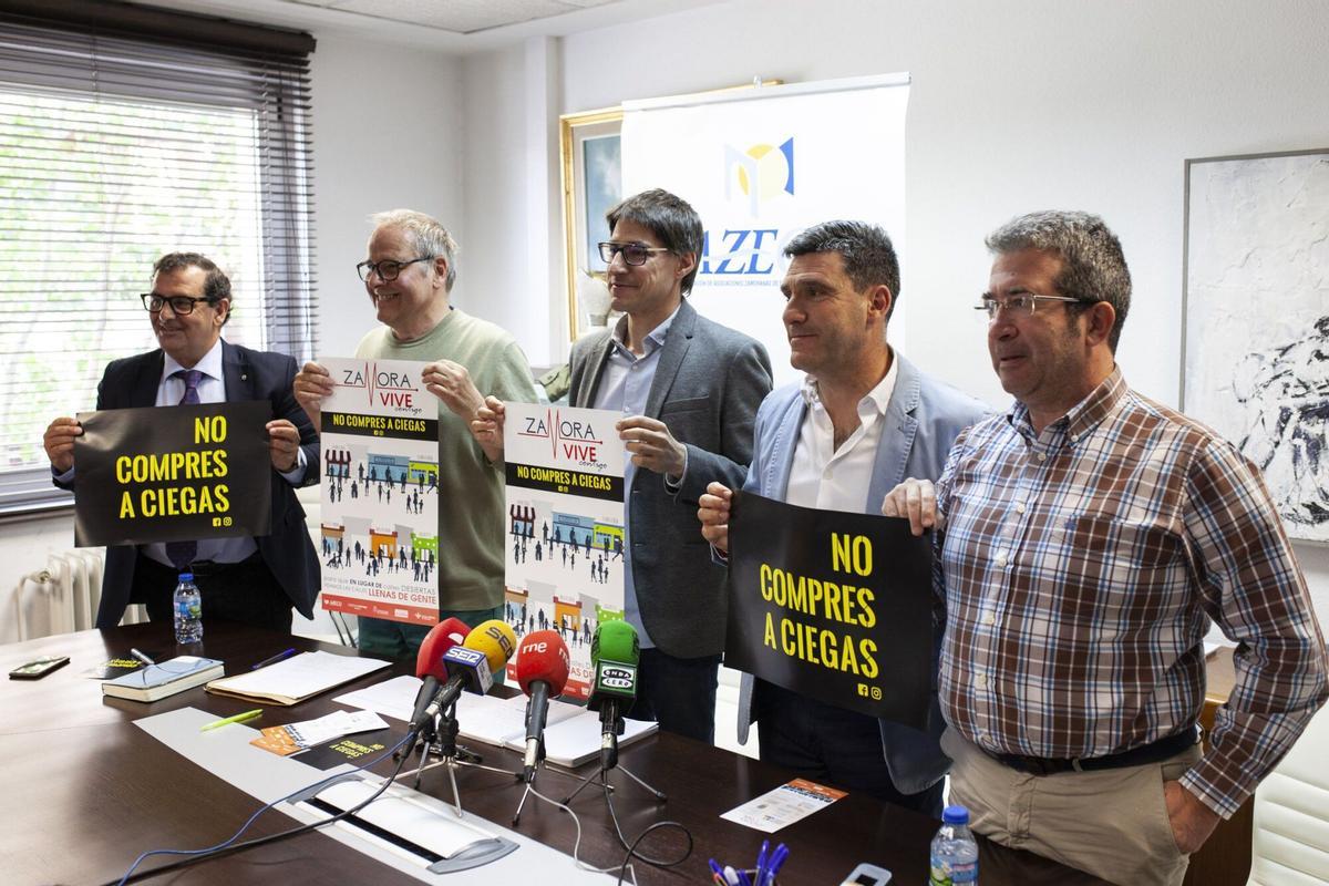 CAMPAÑA NO COMPRES A CIEGAS AZECO