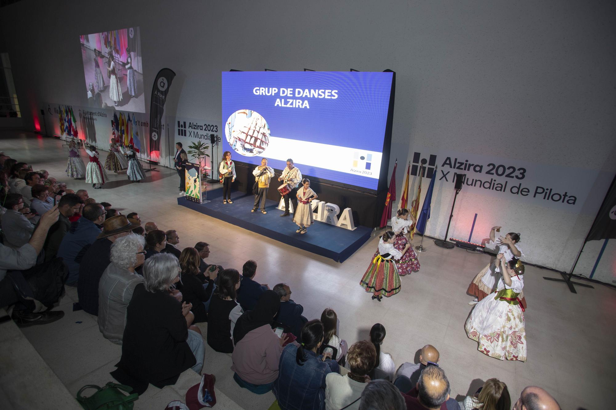 Las mejores imágenes de la gala inaugural del Mundial de Pilota de Alzira