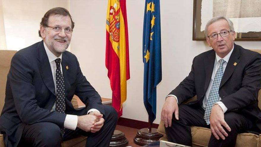 Rajoy se reúne con Juncker para analizar la composición de la futura Comisión