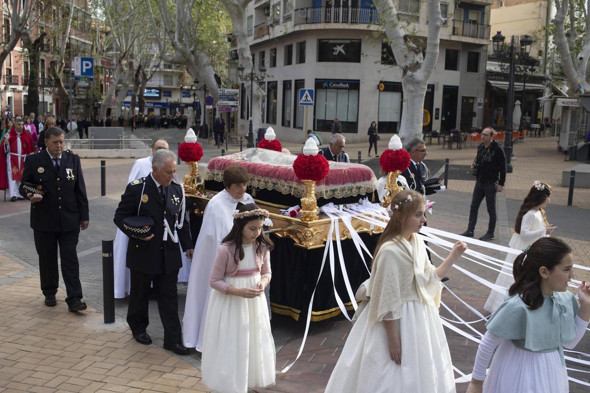 Procesión de La Camilla en Xàtiva, este Viernes Santo por la mañana.