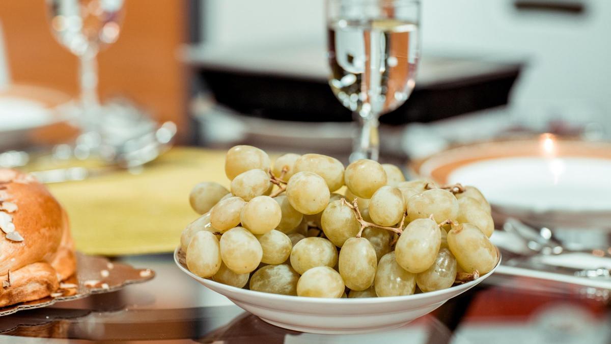 Uvas de la suerte para despedir el 2024