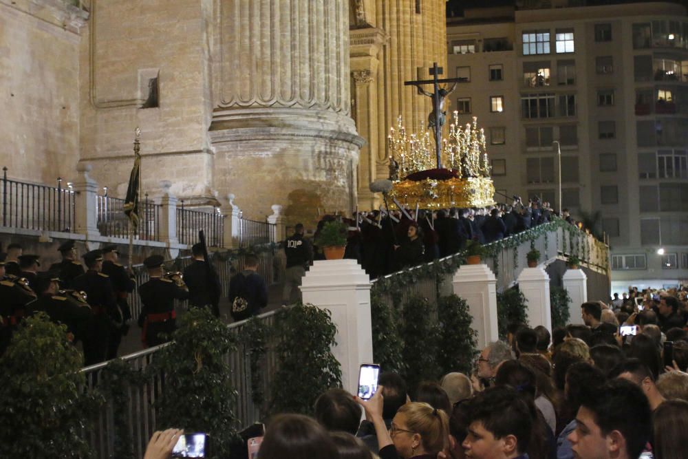 Estación de penitencia en la Catedral