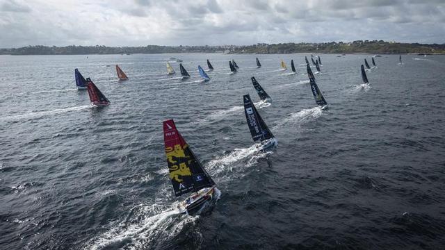 Imagen de la salida de la regata, ayer, en Francia. | SOLITAIRE DU FIGARO