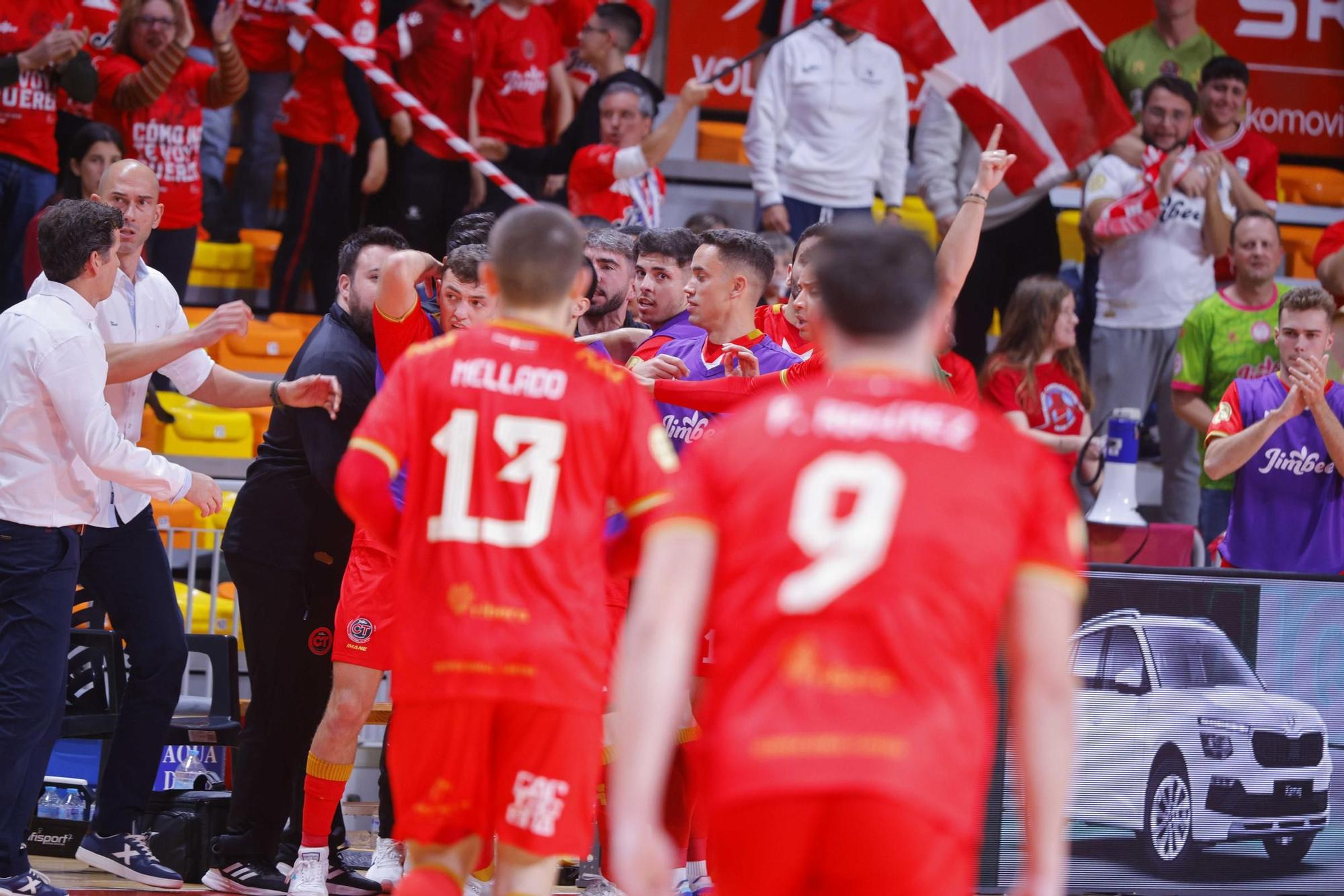 Todas las imágenes de la victoria de Jimbee Cartagena frente a Peñíscola