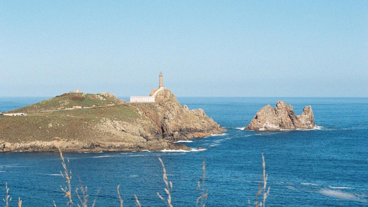 El Faro Vilán es uno de los grandes emblemas de la Costa da Morte.