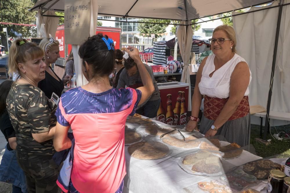 El parque de Barreiro acoge actividades y talleres para mayores y pequeños.