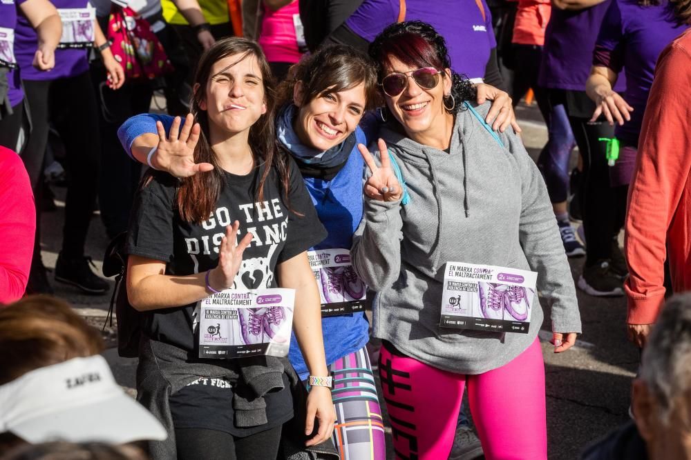 Búscate en la galería de fotos de la Marxa contra la Violencia de Género