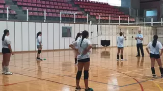 El Club Voleibol Figueres aposta per potenciar la formació entrenadors