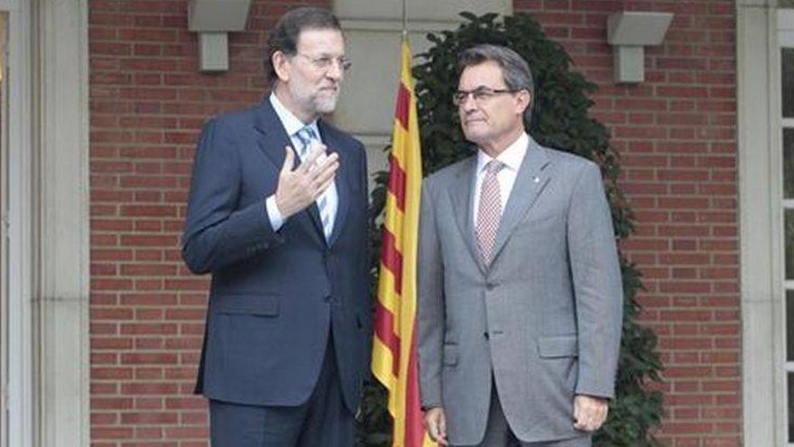 Mas y Rajoy coinciden este martes en la inauguración del AVE