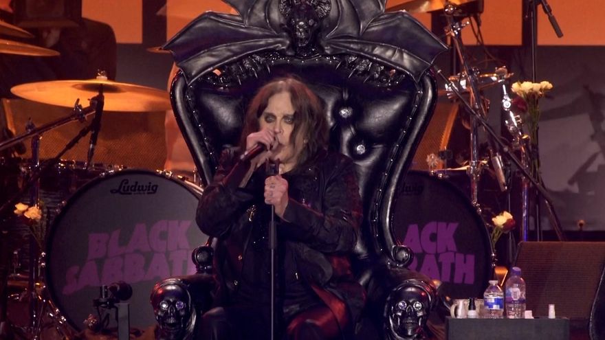 Ozzy Osbourne se despide de los escenarios en un concierto ante 40 mil fans