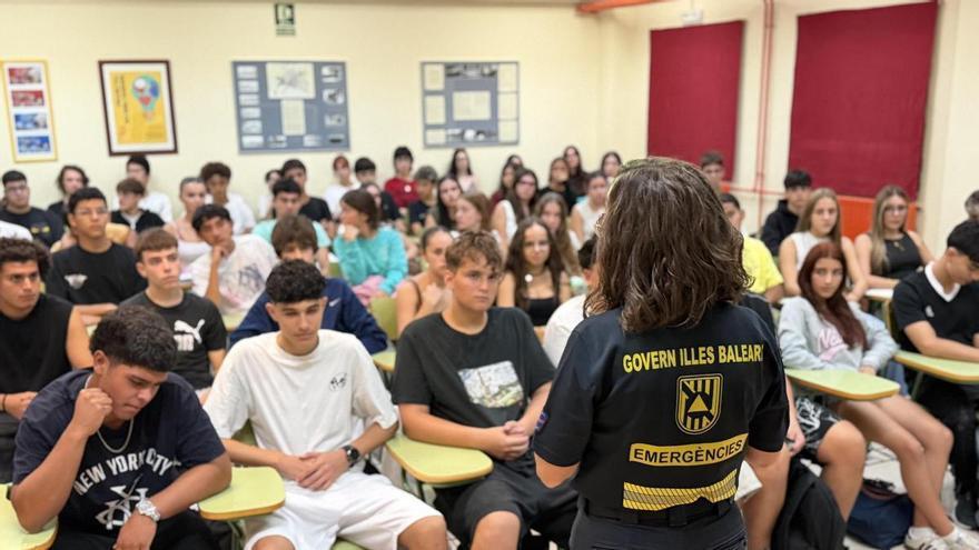 Más de 36.000 alumnos de Baleares se formarán en emergencias y protección civil durante el curso