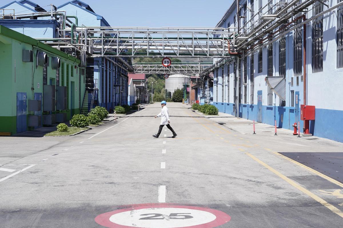 Planta de Bayer en La Felguera.