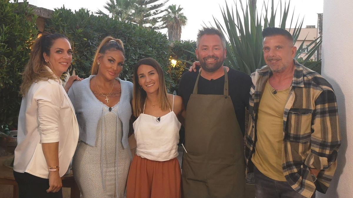 Waren beim Ableger &quot;Das perfekte Promi Dinner&quot; auf Mallorca dabei: Danni Büchner, Lisha Savage, Licia und Mark Wycislik, Marco Gülpen.