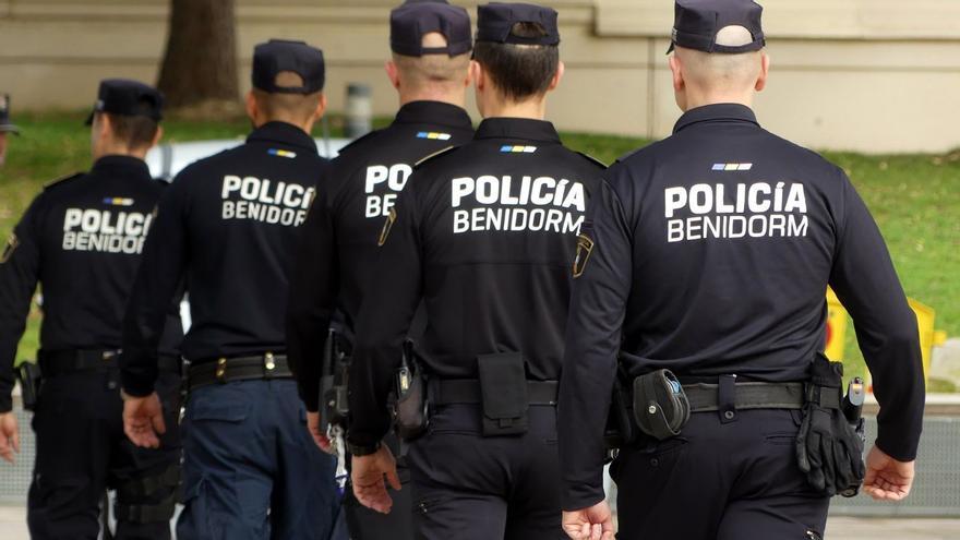 Imagen de archivo de varios agentes de la Policía Local de Benidorm.