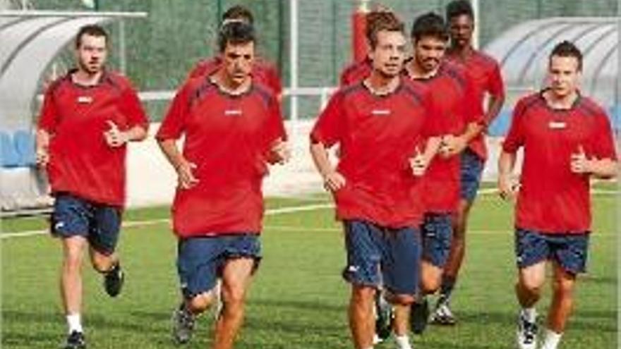 El Llagostera va celebrar ahir el primer entrenament.