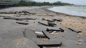 El huracán Beryl golpea Jamaica