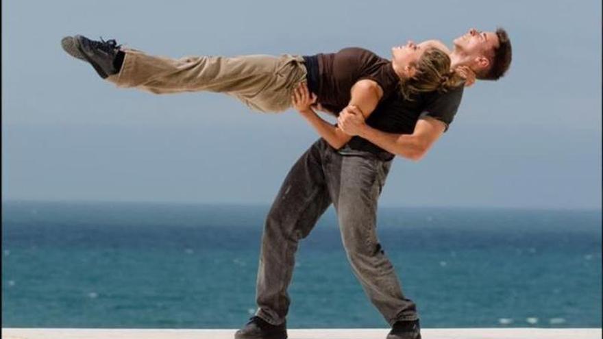 El vigués Diego Pazó triunfa en Rotterdam con cuatro premios internacionales para su coreografía «Gárgola»