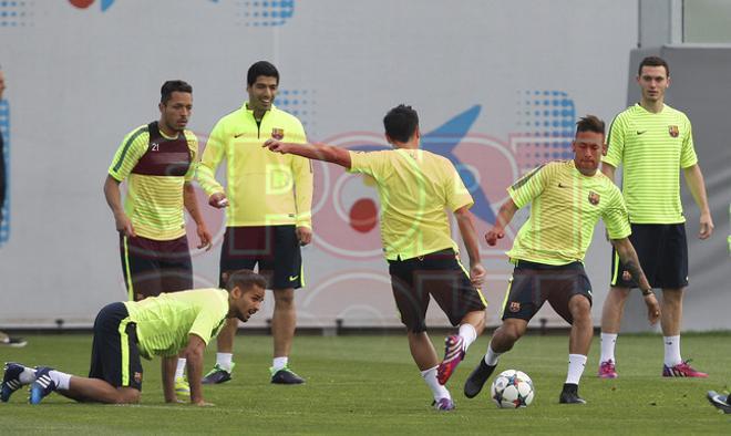 El Barça prepara el partido contra el PSG casi al completo