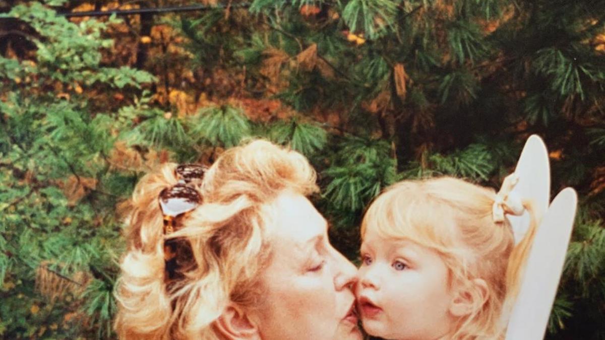 Gigi Hadid dedica unas preciosas palabras a su abuela en Instagram