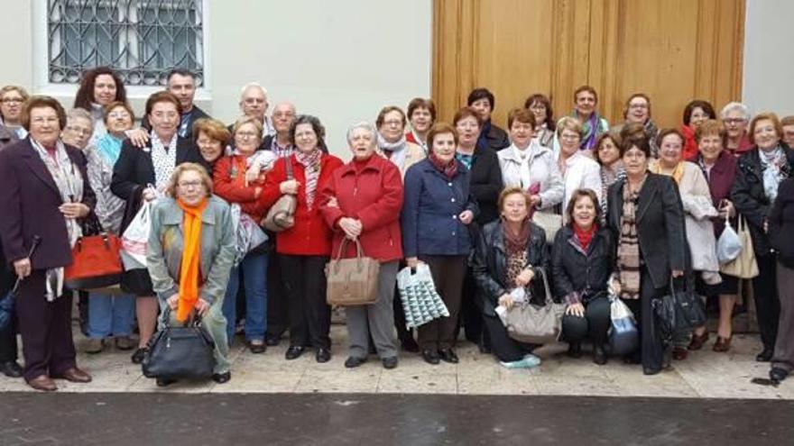 Visita a Valencia de los jubilados de Almussafes