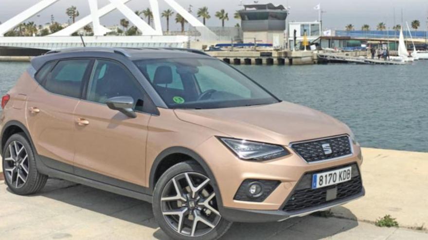 Seat Arona: Petit gran cotxe