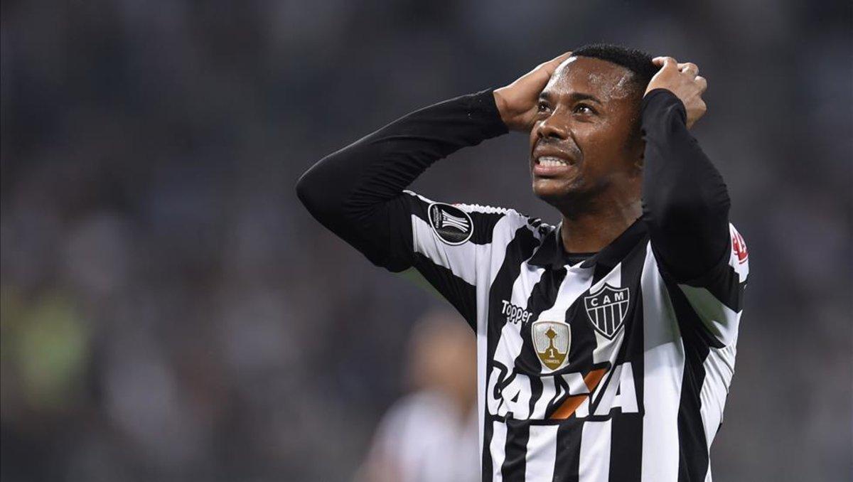 Robinho no volverá a vestir la camiseta del Santos FC