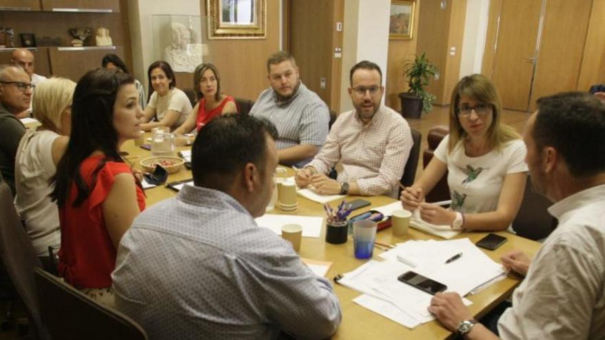 El equipo del PSOE, reunido esta mañana en Alcaldía