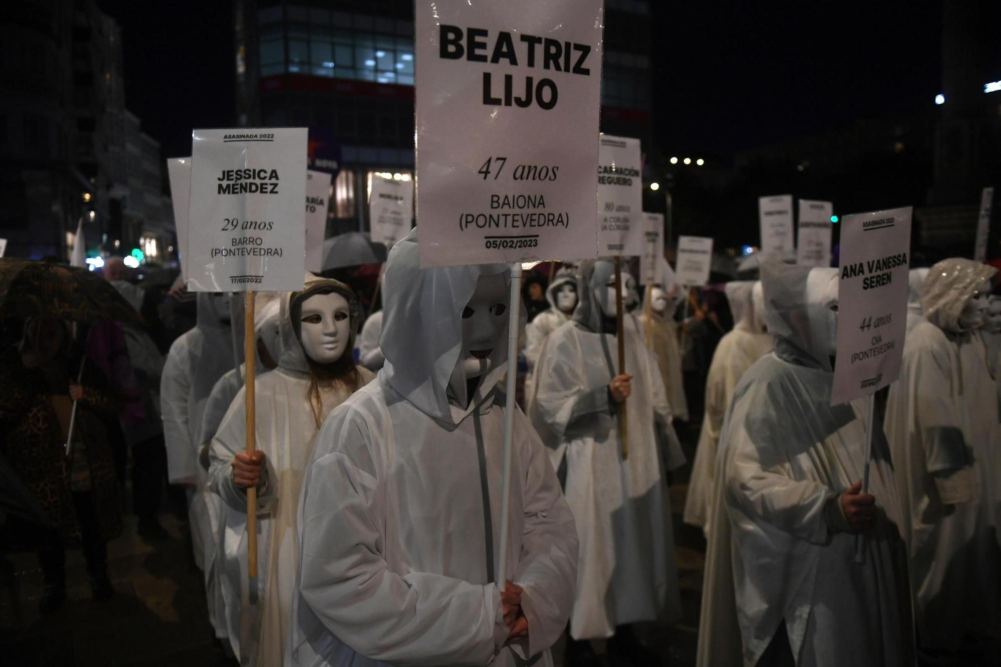 8M: unos 3.000 manifestantes marchan en A Coruña por los derechos de la mujer