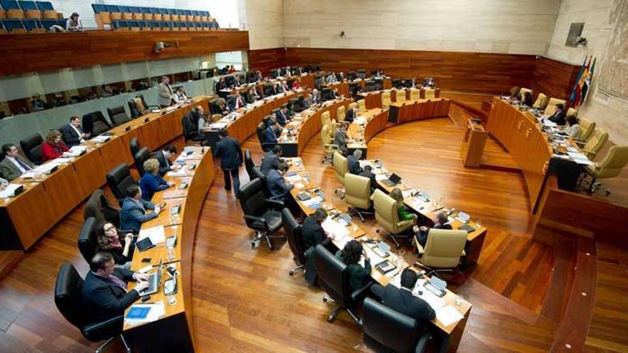 La Asamblea aprueba la Ley del Plan de Estadística Extremadura