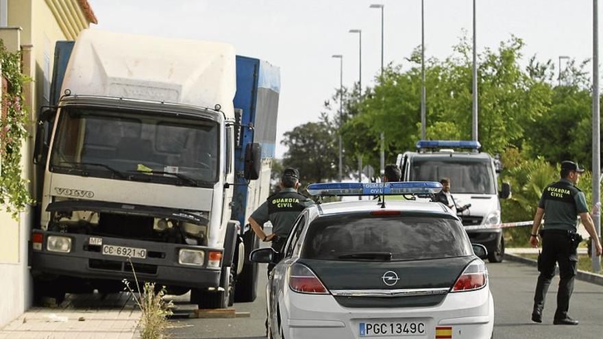 Un transportista fallece al ser arrollado por su propio camión