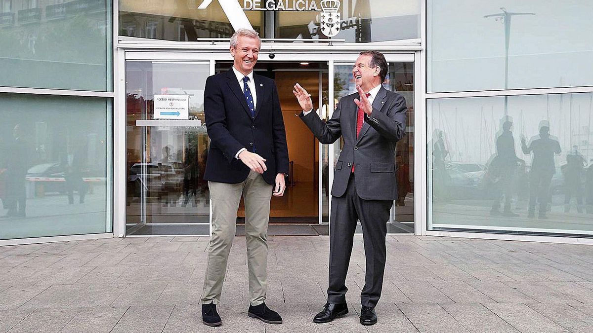 Alfonso Rueda y Caballero, antes de la reunión en Praza da Estrela.