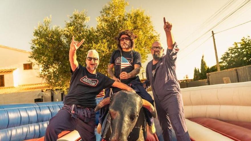 El grupo mallorquín Talleres Molina le dedica una canción a Trump: “Lo suyo es un egocentrismo desmedido que roza lo ridículo”