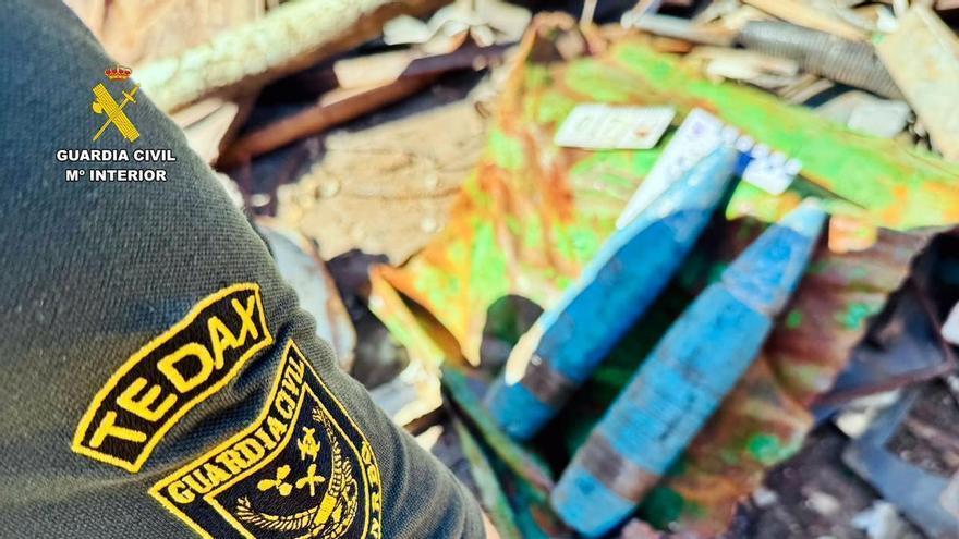 Hallan dos proyectiles en un centro de reciclaje de Jerez de