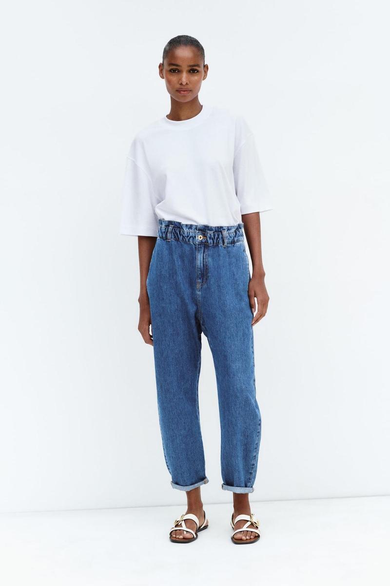 Zara rebaja los pantalones vaqueros 'baggy' que arrasarán la próxima  temporada