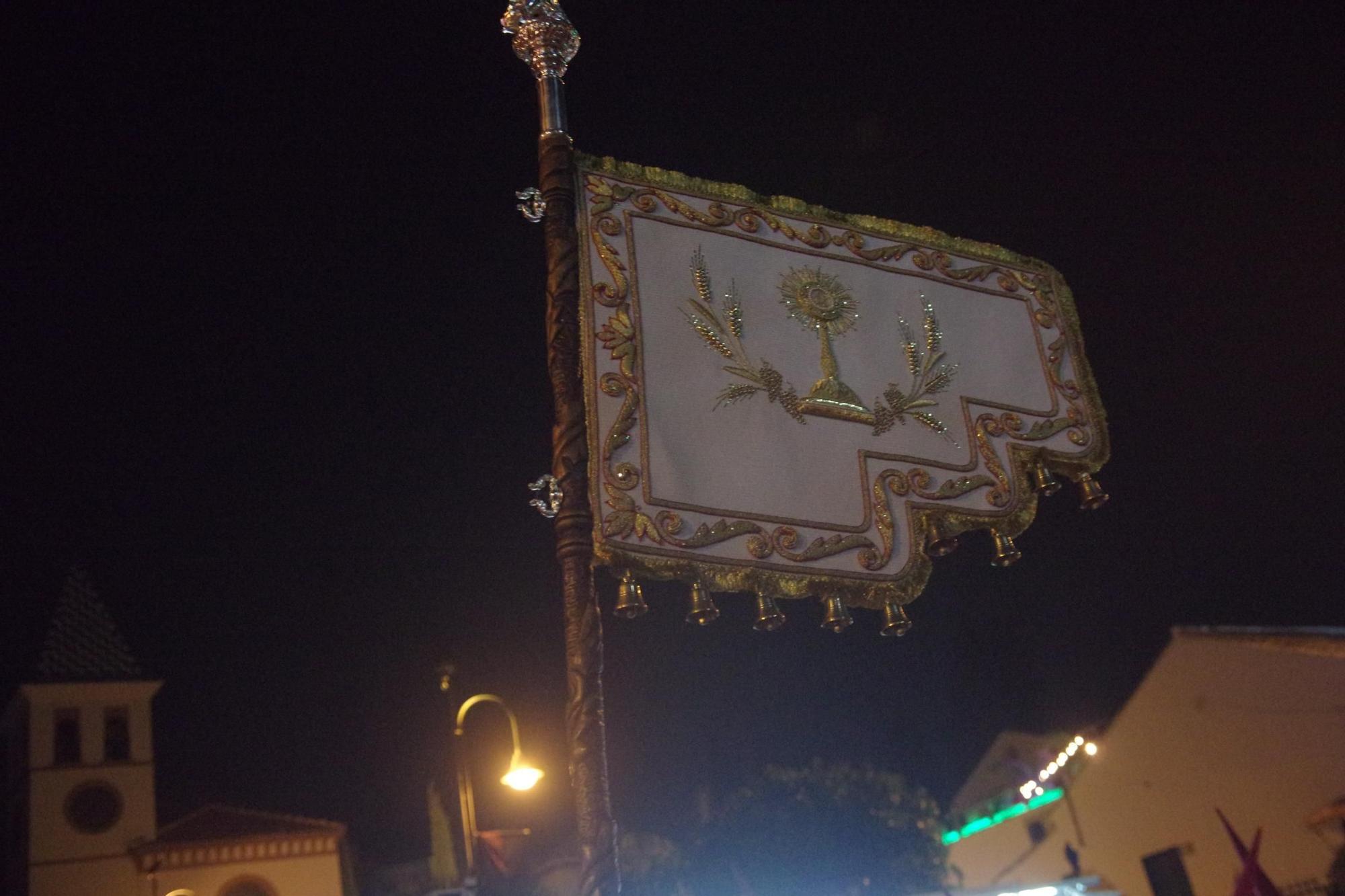 Procesión de la cofradía del Cristo de la Hermandad y la Virgen de los Dolores