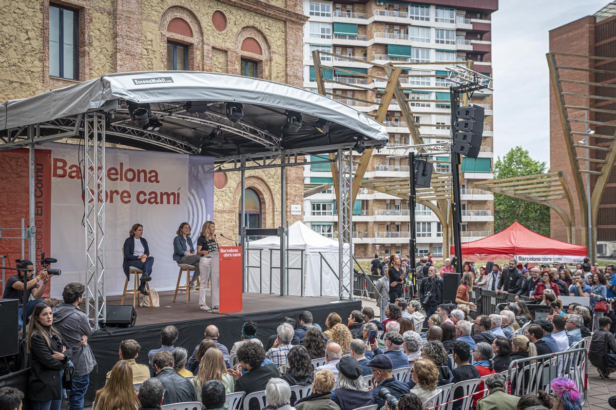 Acto electoral en Nou Barris de Ada Colau y Yolanda Díaz